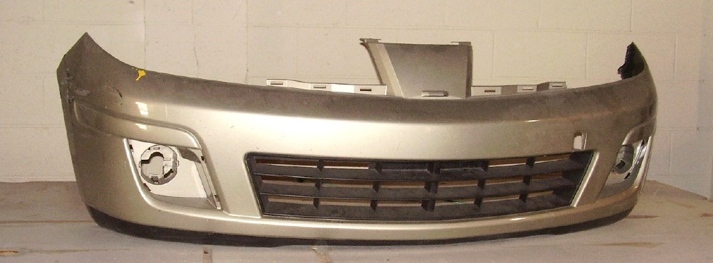LeBra Front End Mask For 2007-2012 Nissan Versa Hatchback (w/ Sport Pkg) - Black